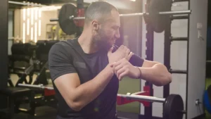 How to Tell If You Have a Torn Rotator Cuff